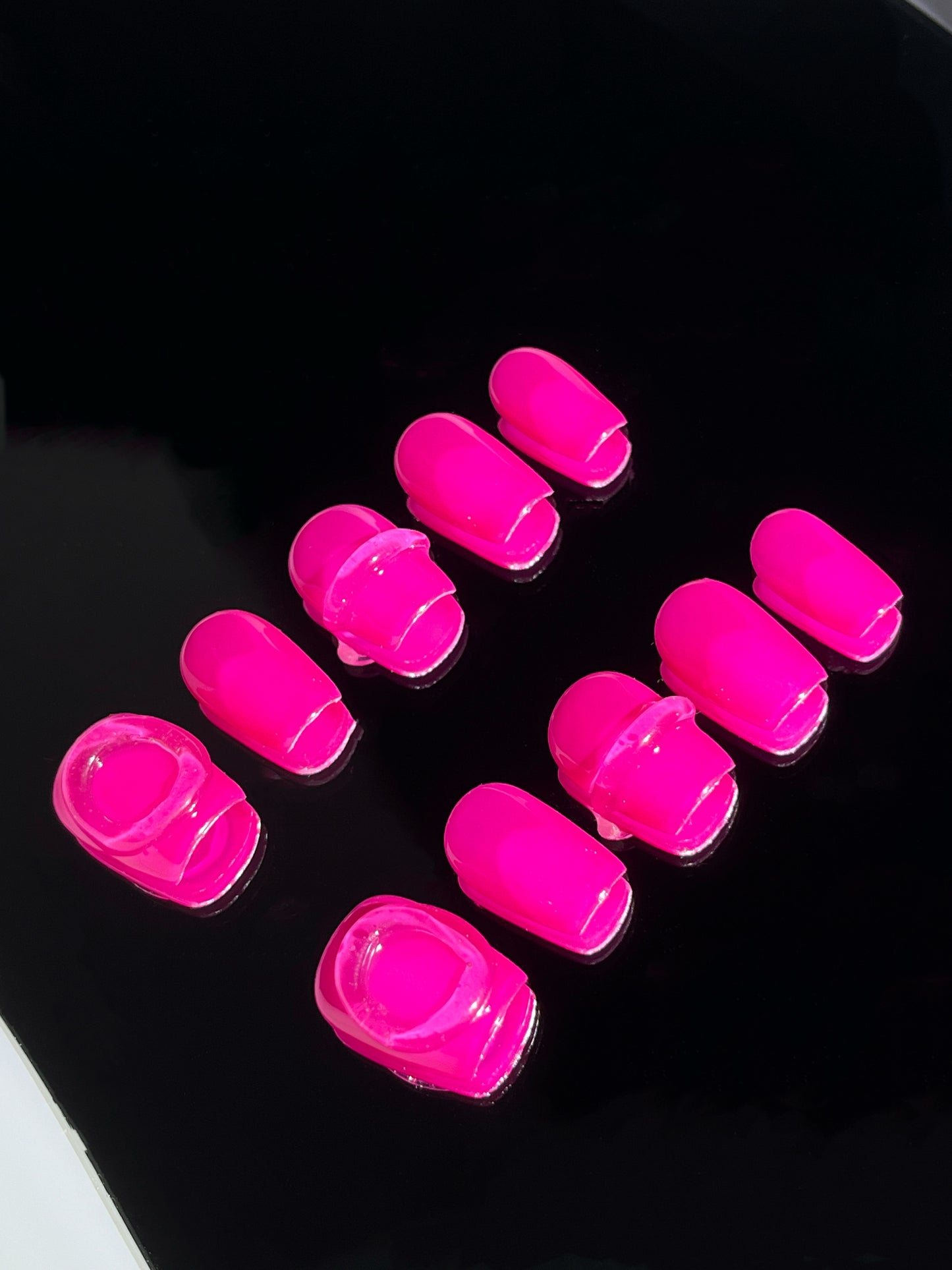 Pinky Donut